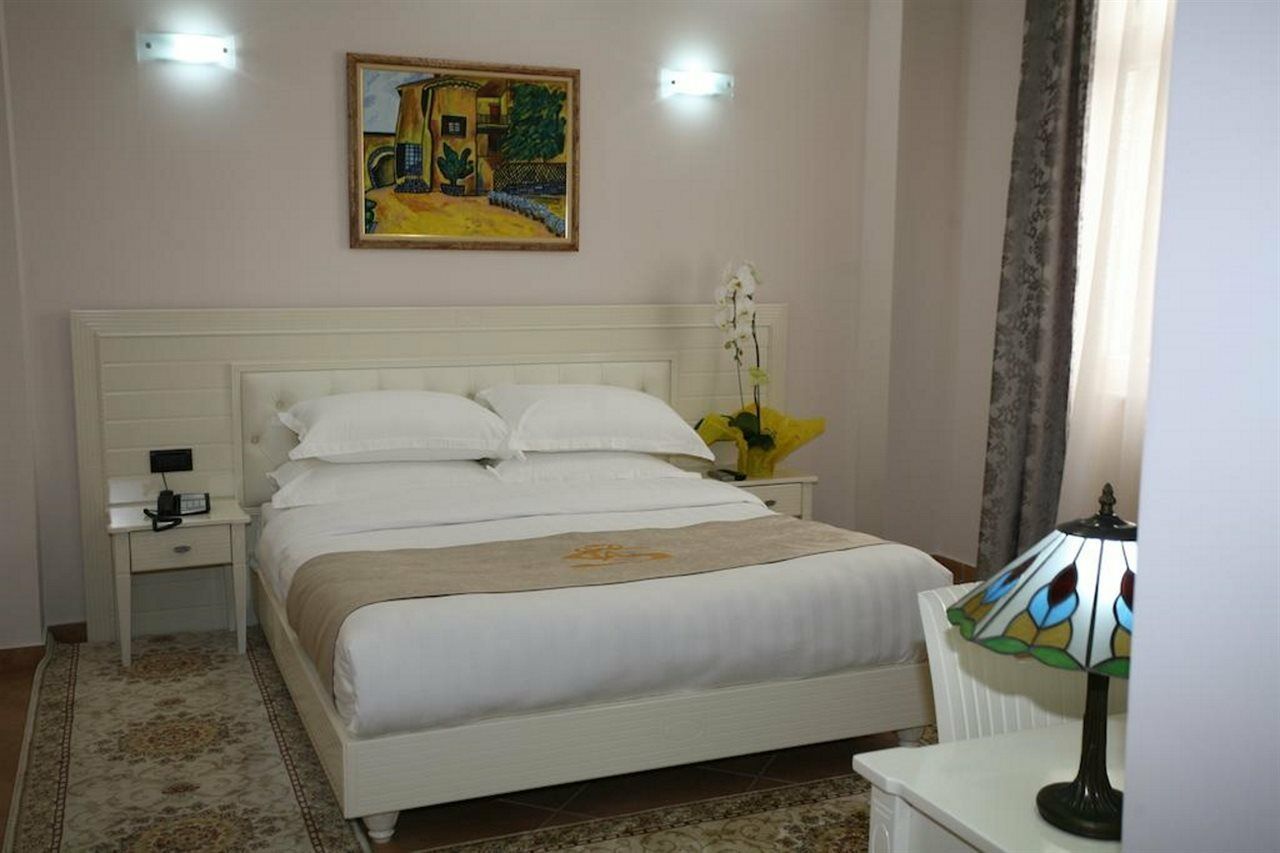 Hotel Boutique Las Tiranë Eksteriør bilde